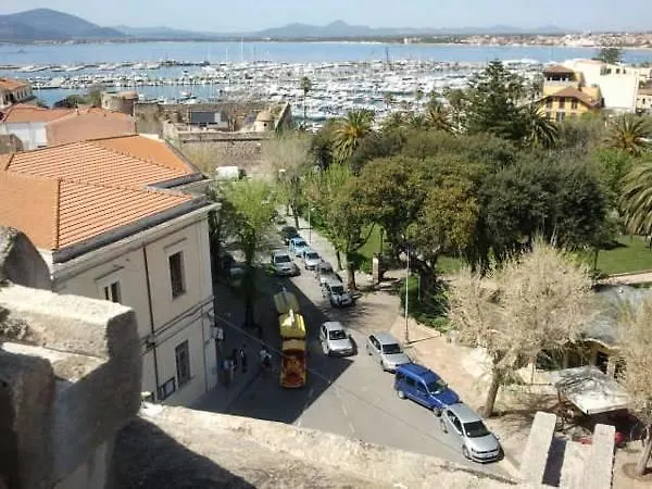 Affittacamere Zahra Αλγκέρο 0*,  Ιταλία